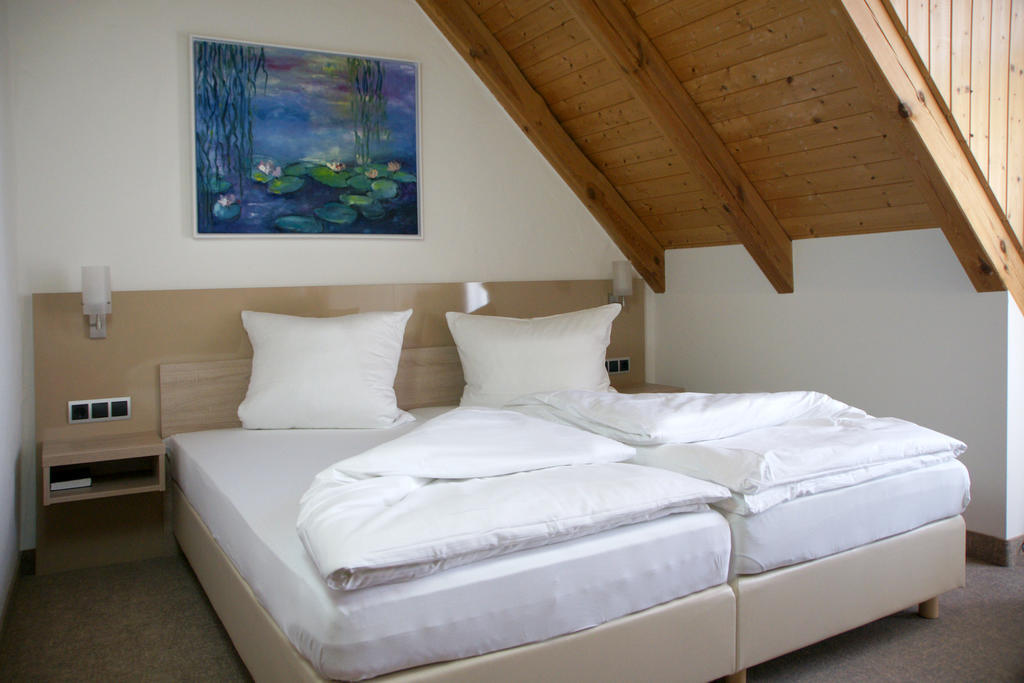 Landgasthof Hotel Rittmayer Hallerndorf الغرفة الصورة